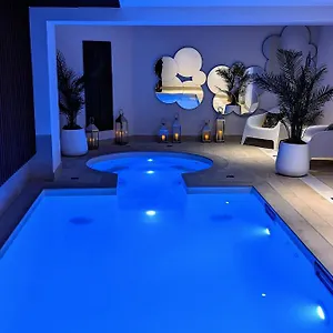 Отель Romantic &, Париж