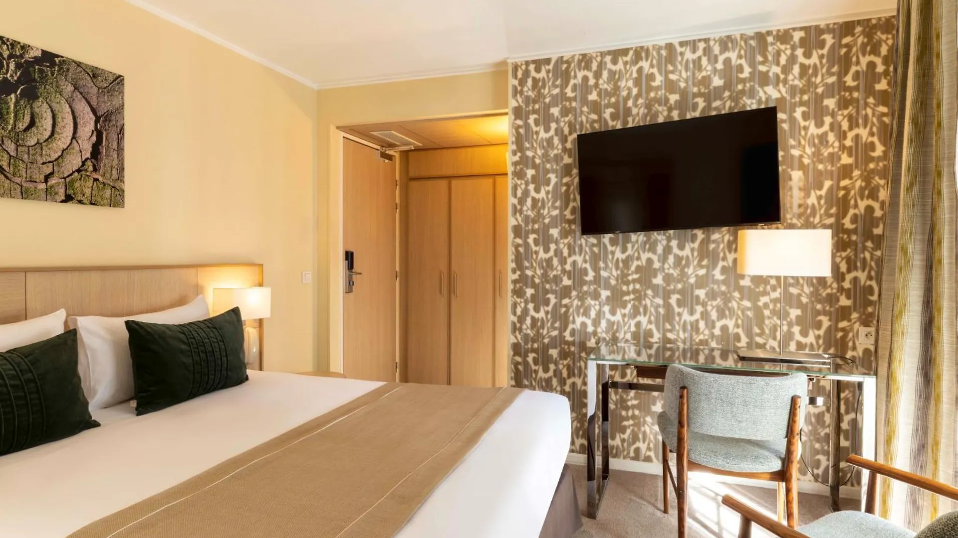 Jardins Eiffel Hotel Paris